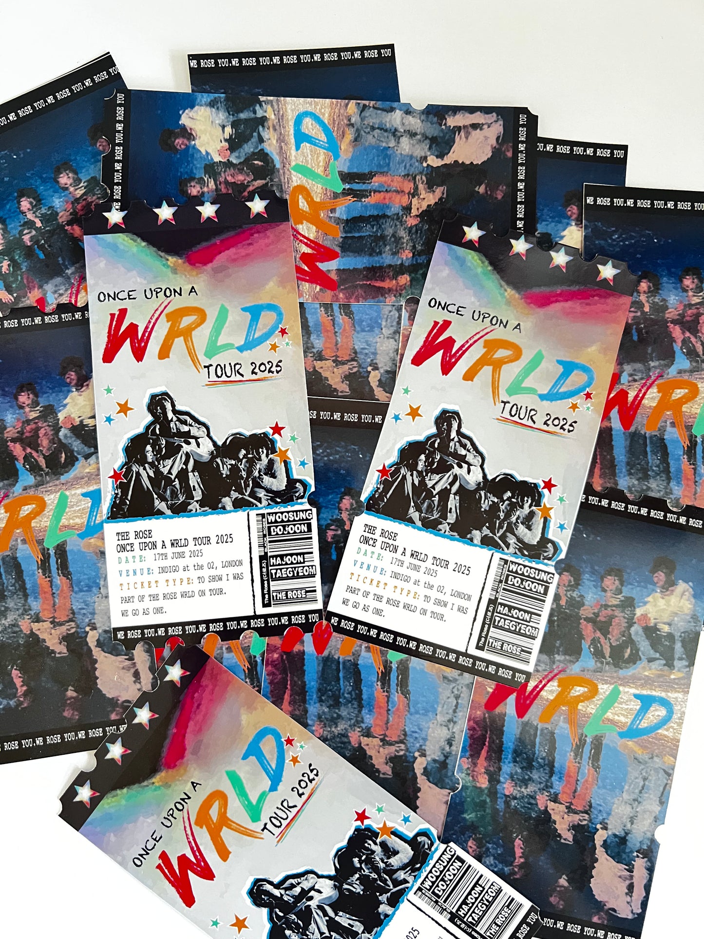 The Rose WRLD Souvenir Tour Ticket 2025 ๋ ๋ก์ฆ