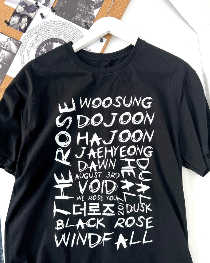 The Rose 더로즈 Scribble T-shirt