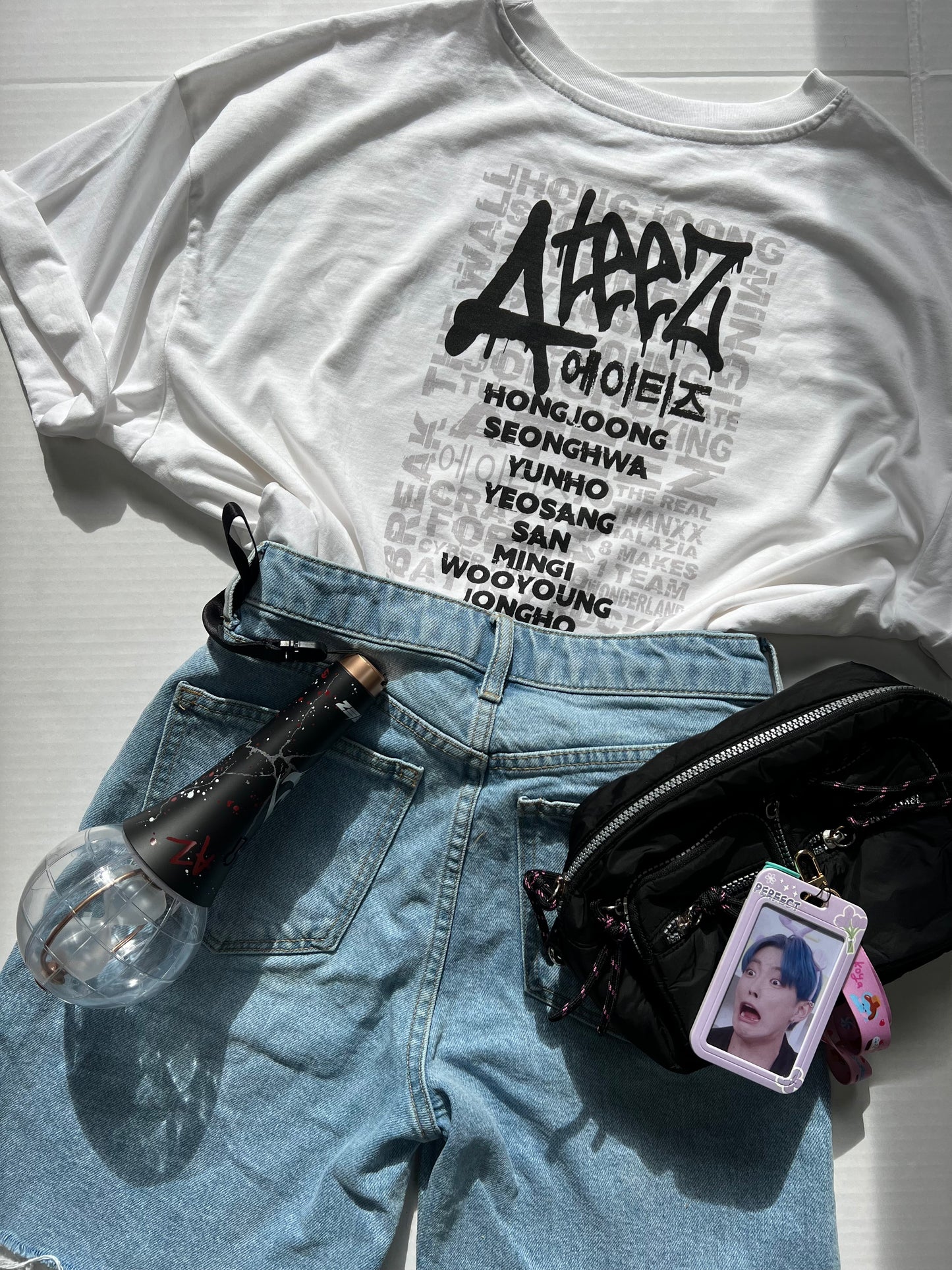 "8 makes 1 team" ATEEZ T-shirt