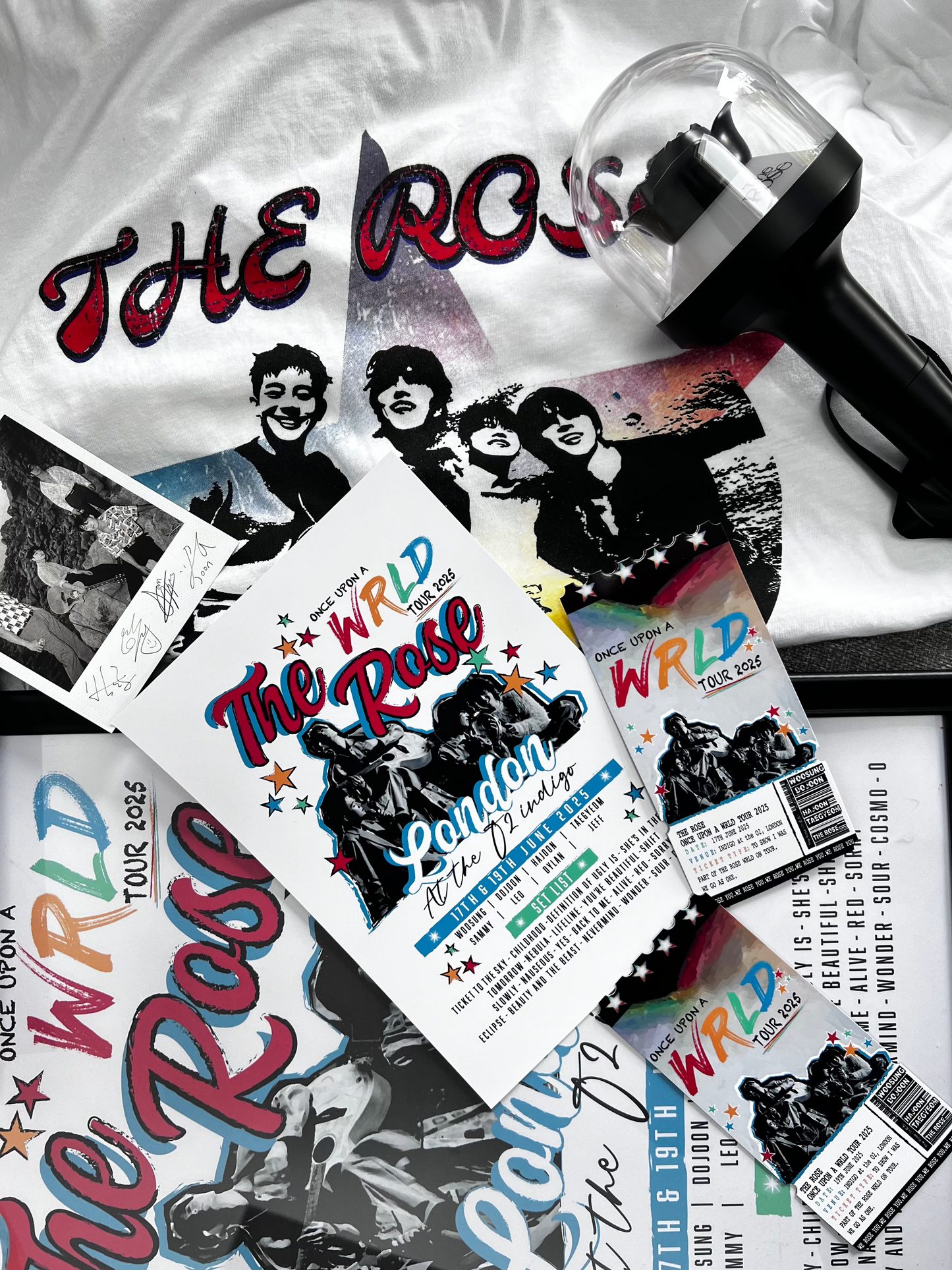 The Rose WRLD 2025 Set List Poster 더 로즈