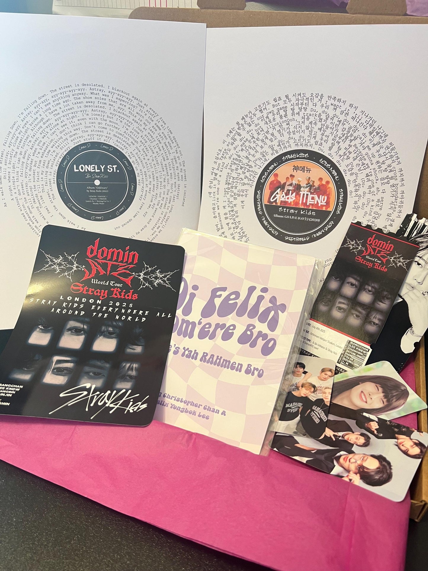 StrayKids DominATE Tour Gift Box